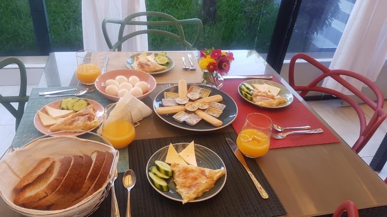 Hotel Arda Velipojë エクステリア 写真